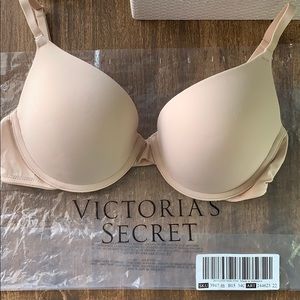 Victoria Secrets Push-up T-shirt Bra